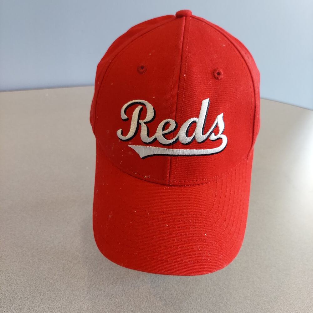 Cincinnati Reds Unisex Hat Genuine Merchandise Baseball Cap Adjustable Strap